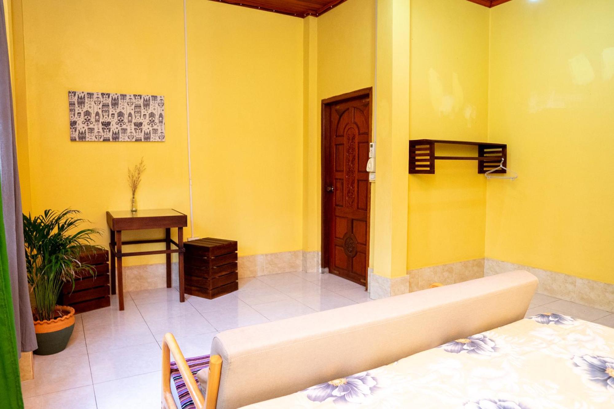 Hostel La Casa Nostra Luang Prabang Exterior foto